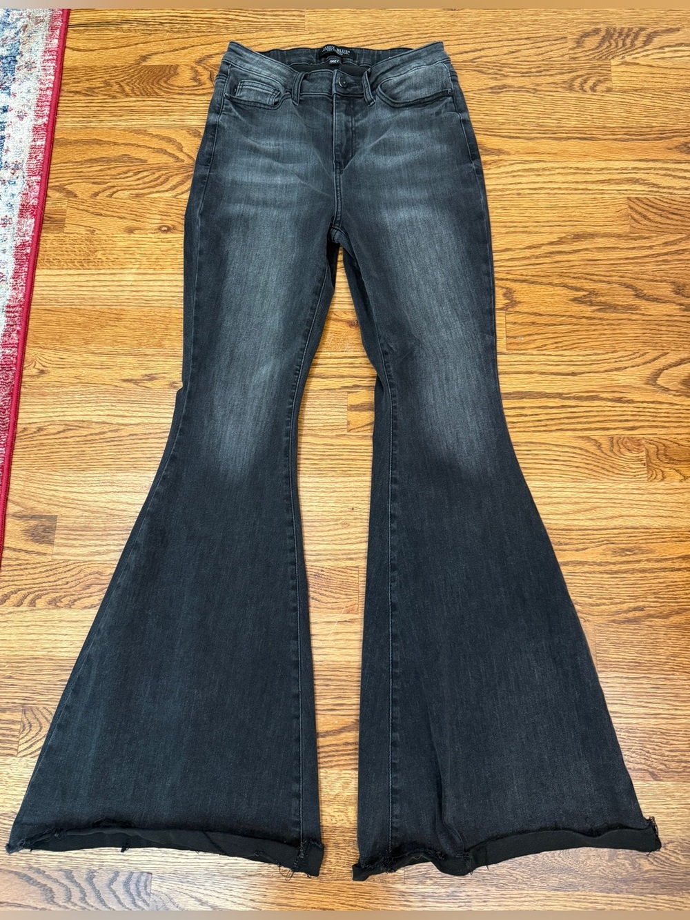 Judy Blue Women High Rise Super Flare Jeans Black Denim Sz 5/27 Raw Hem Stretch